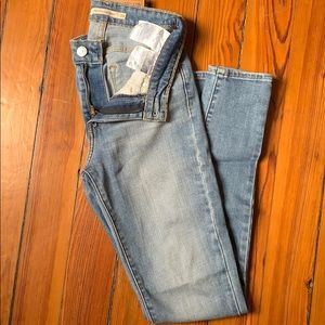 Levi’s High Rise Skinny